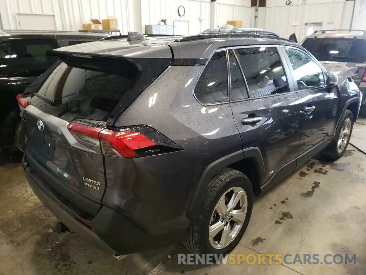 4 Photograph of a damaged car 2T3DWRFV6KW011316 TOYOTA RAV4 2019