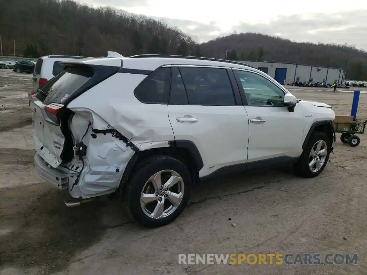 3 Photograph of a damaged car 2T3DWRFV6KW016094 TOYOTA RAV4 2019