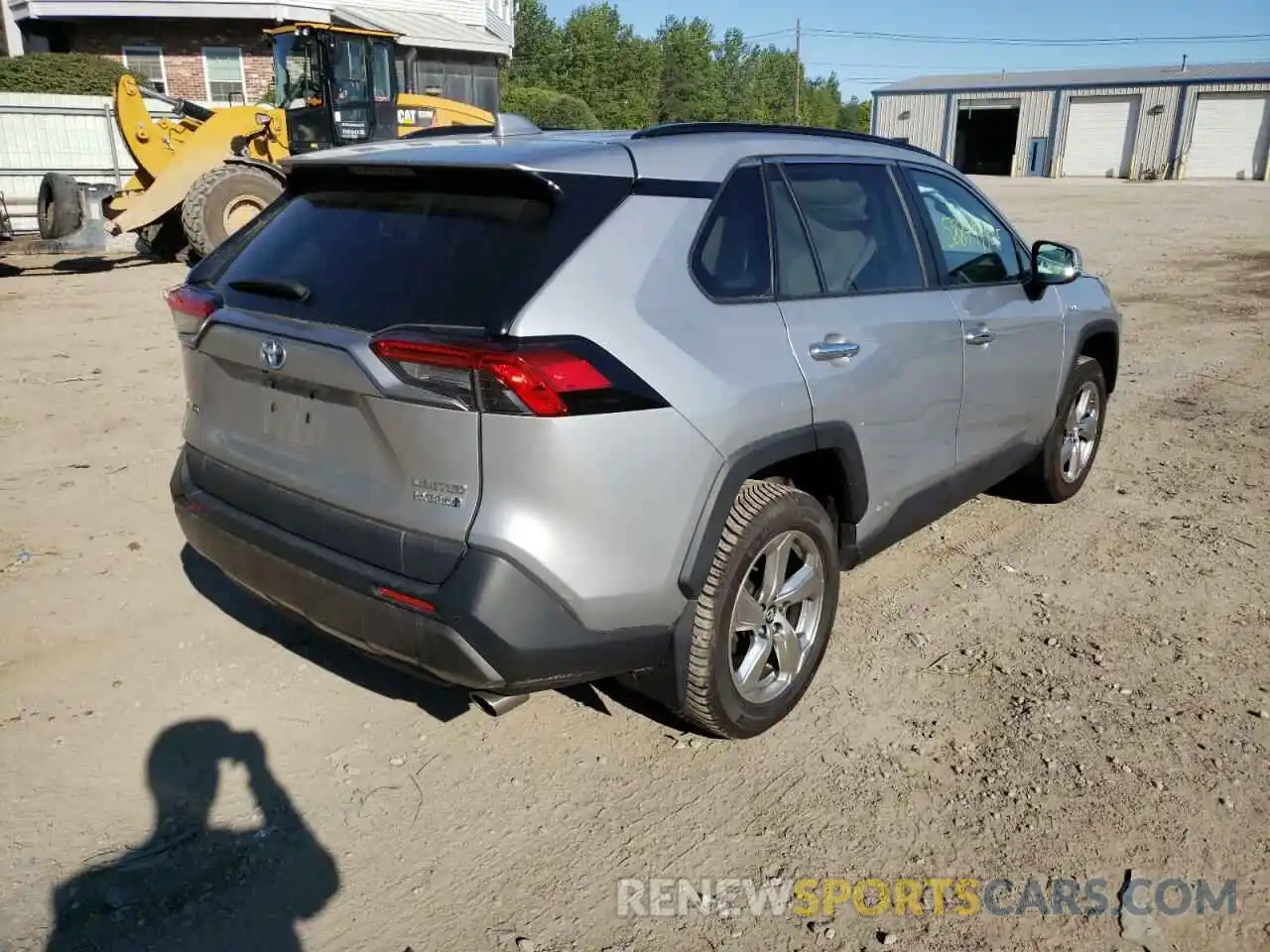 4 Photograph of a damaged car 2T3DWRFV6KW026401 TOYOTA RAV4 2019