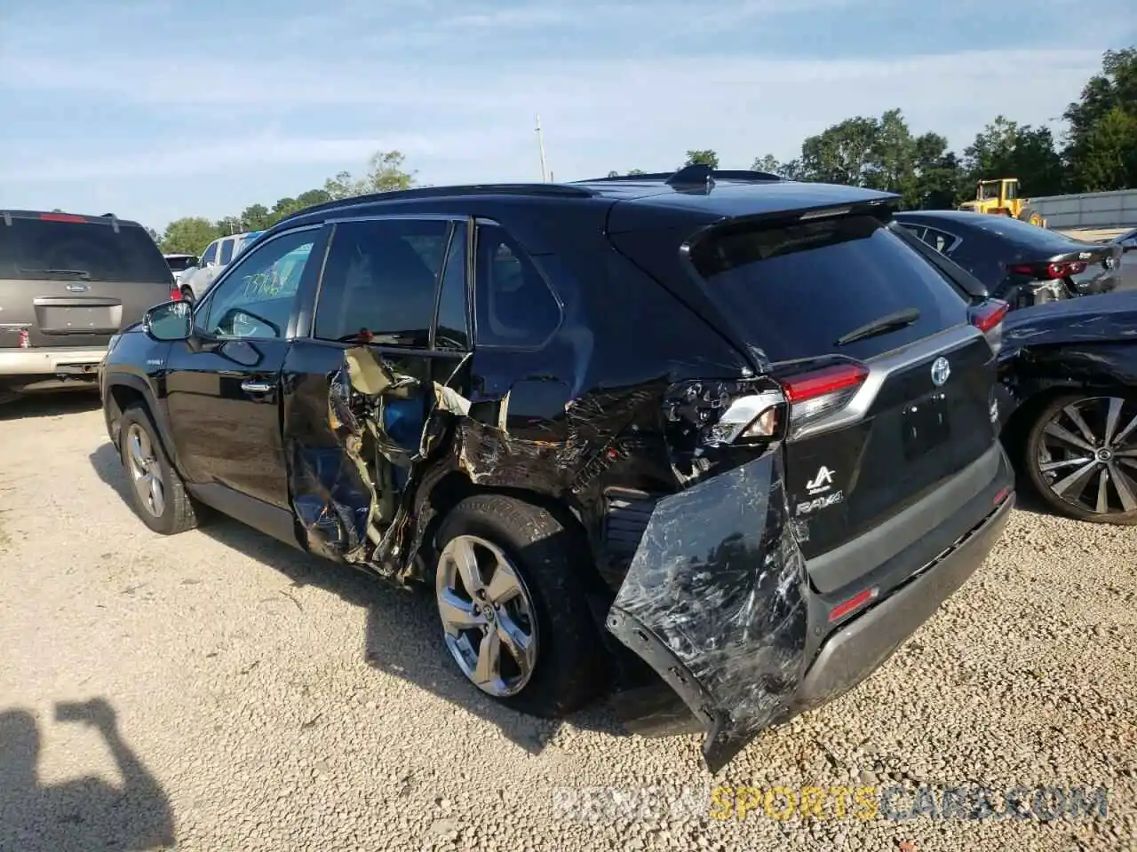 9 Photograph of a damaged car 2T3DWRFV7KW010532 TOYOTA RAV4 2019