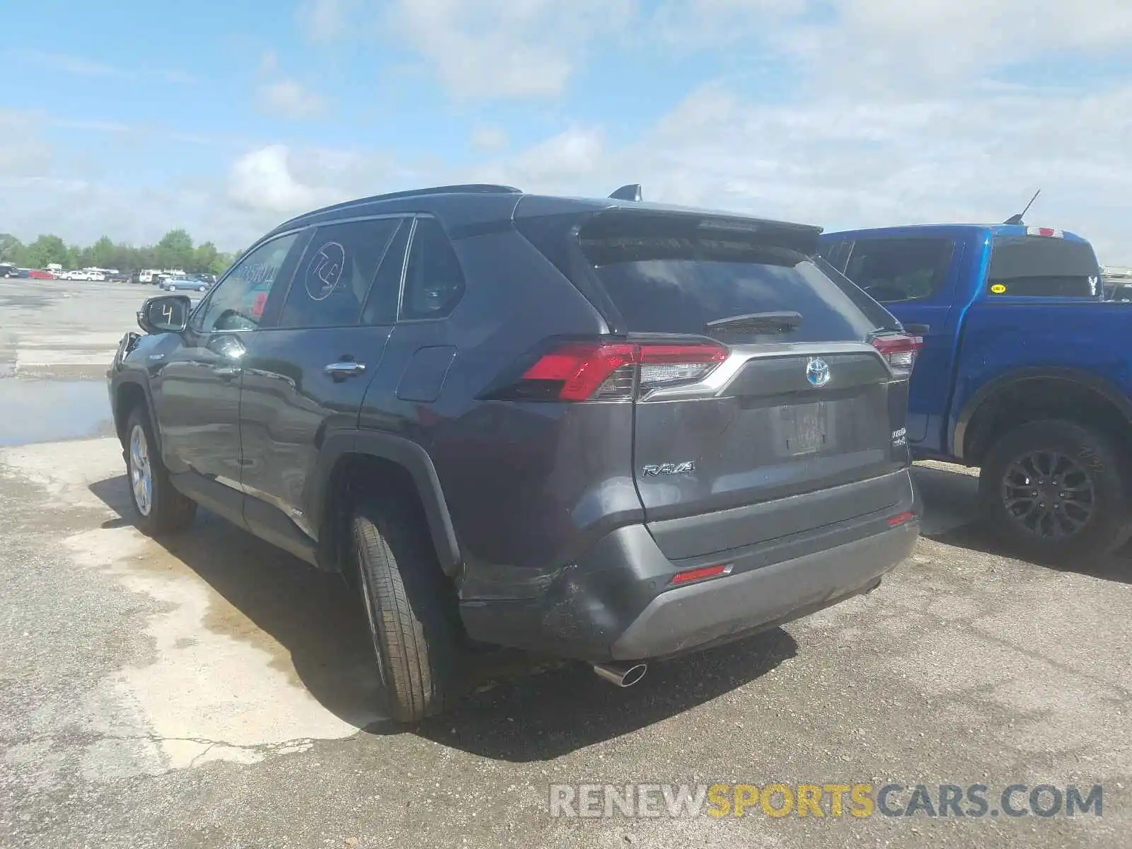 3 Photograph of a damaged car 2T3DWRFV9KW022245 TOYOTA RAV4 2019