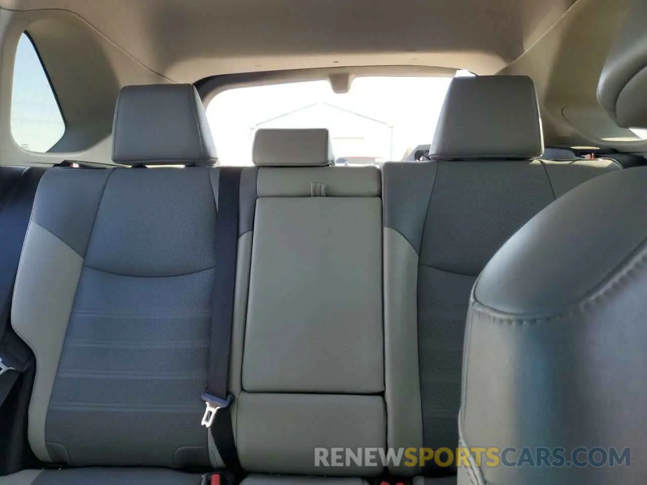 10 Photograph of a damaged car 2T3DWRFV9KW031866 TOYOTA RAV4 2019