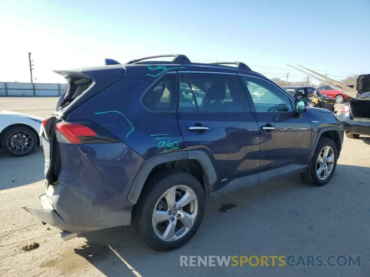 3 Photograph of a damaged car 2T3DWRFV9KW031866 TOYOTA RAV4 2019