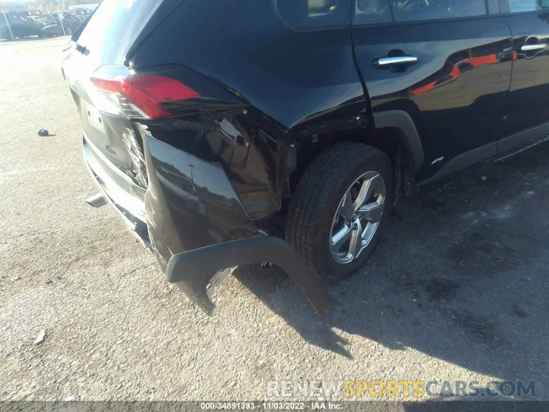 6 Photograph of a damaged car 2T3DWRFVXKW026210 TOYOTA RAV4 2019