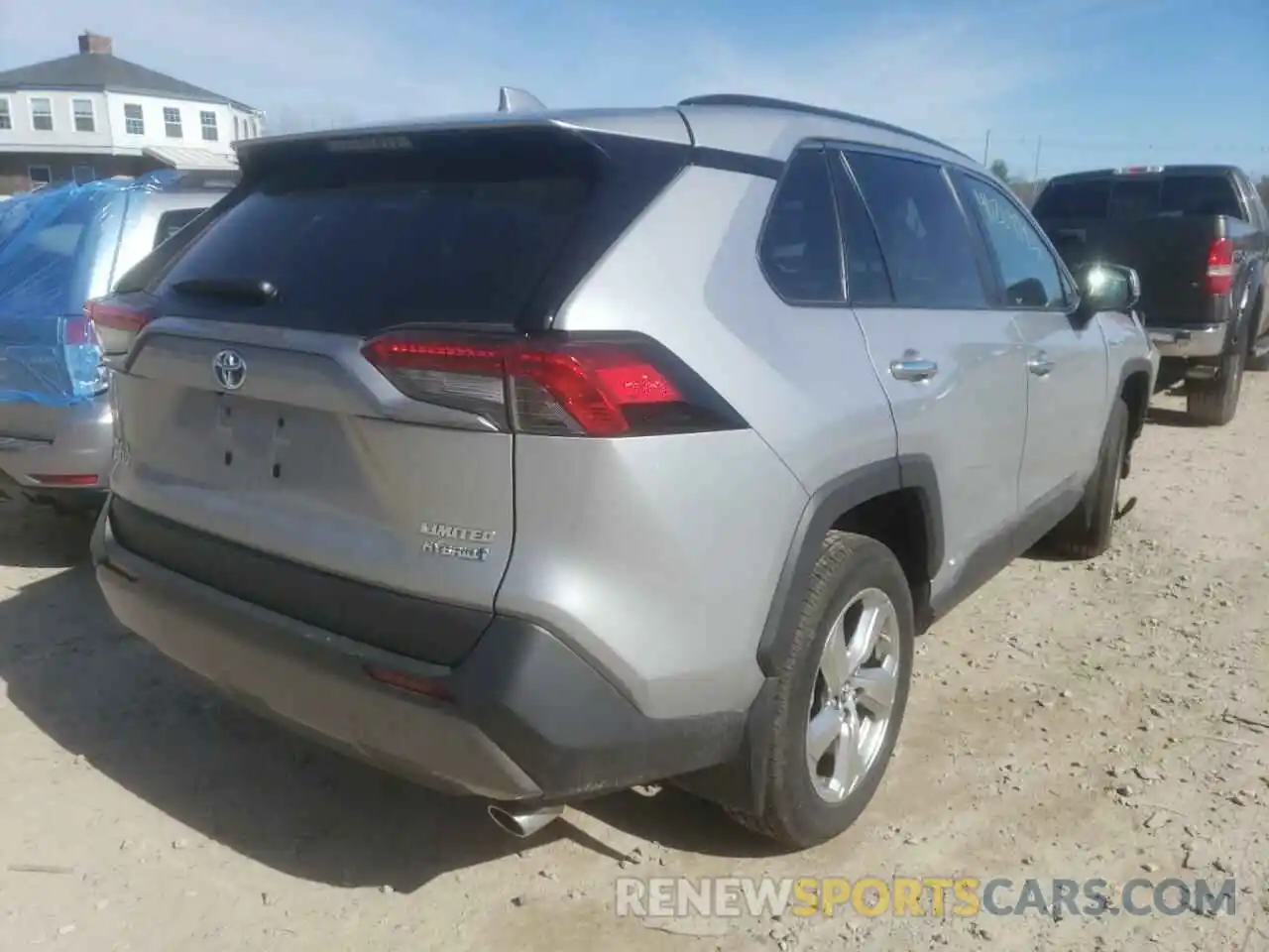 4 Photograph of a damaged car 2T3DWRFVXKW027857 TOYOTA RAV4 2019