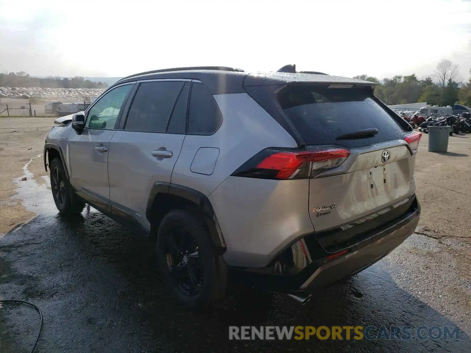 3 Photograph of a damaged car 2T3EWRFV0KW028990 TOYOTA RAV4 2019