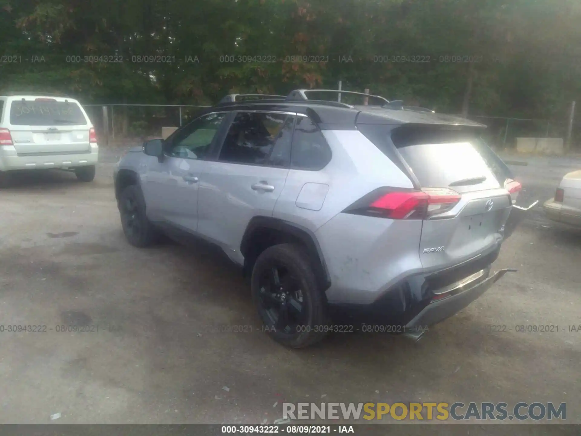 3 Photograph of a damaged car 2T3EWRFV1KW026763 TOYOTA RAV4 2019