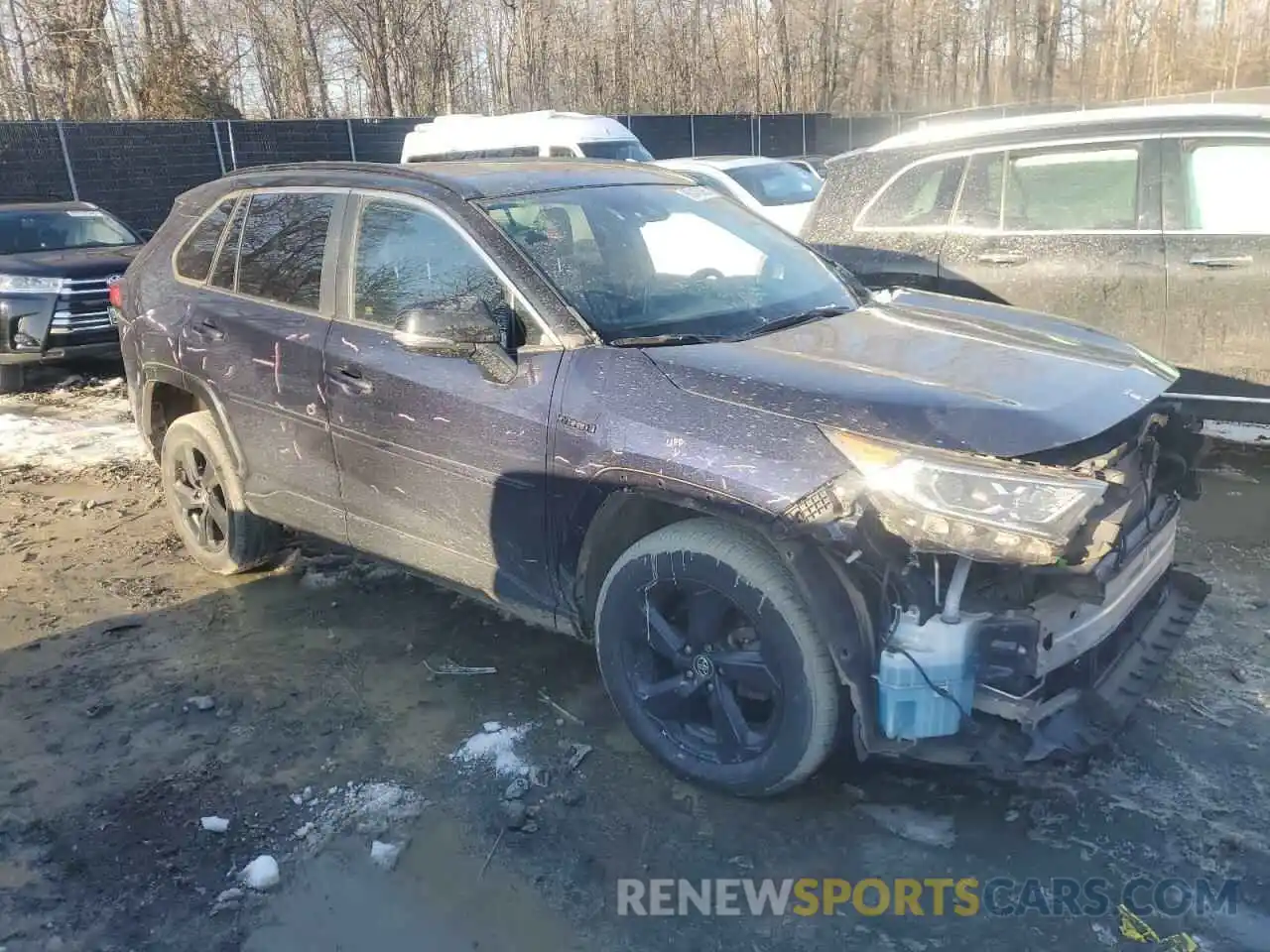 4 Photograph of a damaged car 2T3EWRFV1KW041182 TOYOTA RAV4 2019