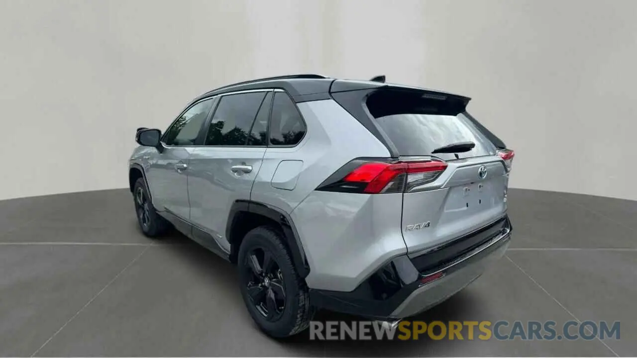 3 Photograph of a damaged car 2T3EWRFV2KW038629 TOYOTA RAV4 2019