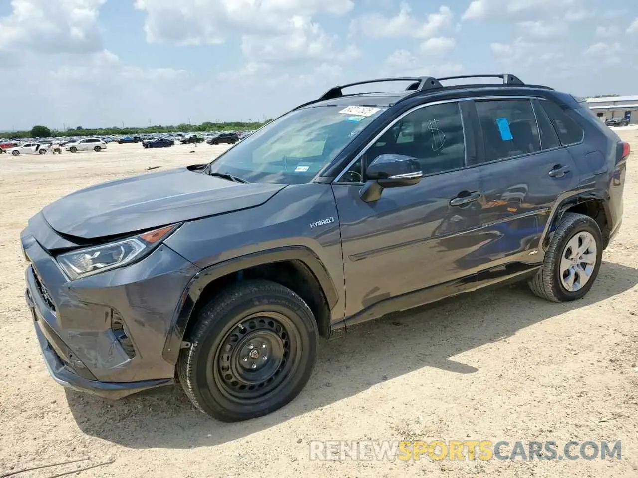 1 Photograph of a damaged car 2T3EWRFV3KW042642 TOYOTA RAV4 2019