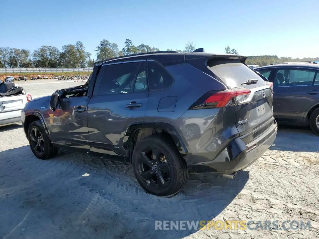 2 Photograph of a damaged car 2T3EWRFV5KW026135 TOYOTA RAV4 2019