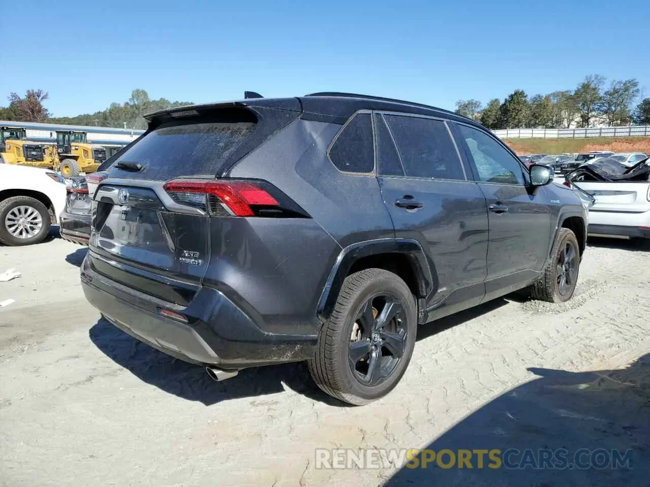 3 Photograph of a damaged car 2T3EWRFV5KW026135 TOYOTA RAV4 2019