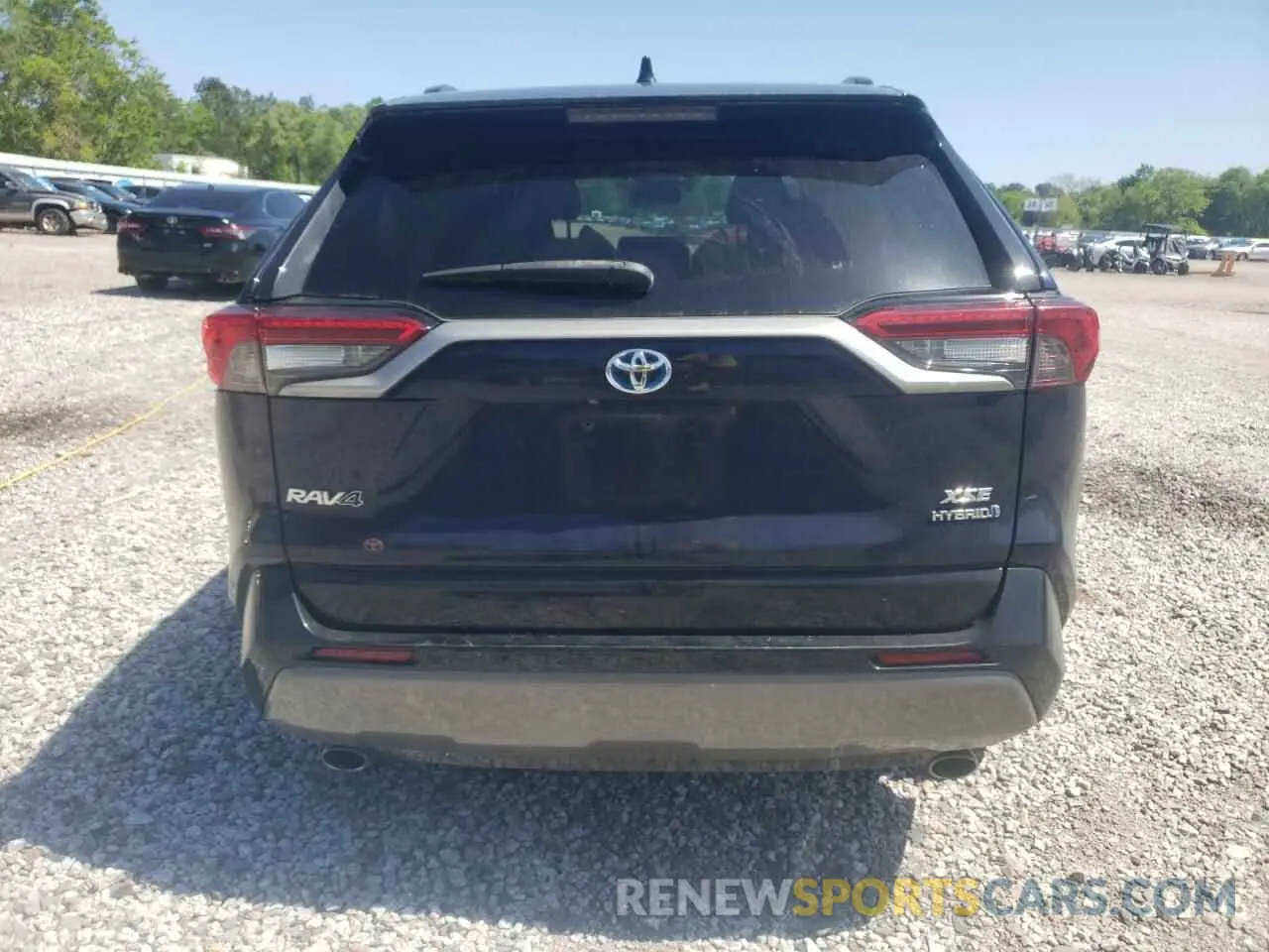 6 Photograph of a damaged car 2T3EWRFV7KW033152 TOYOTA RAV4 2019