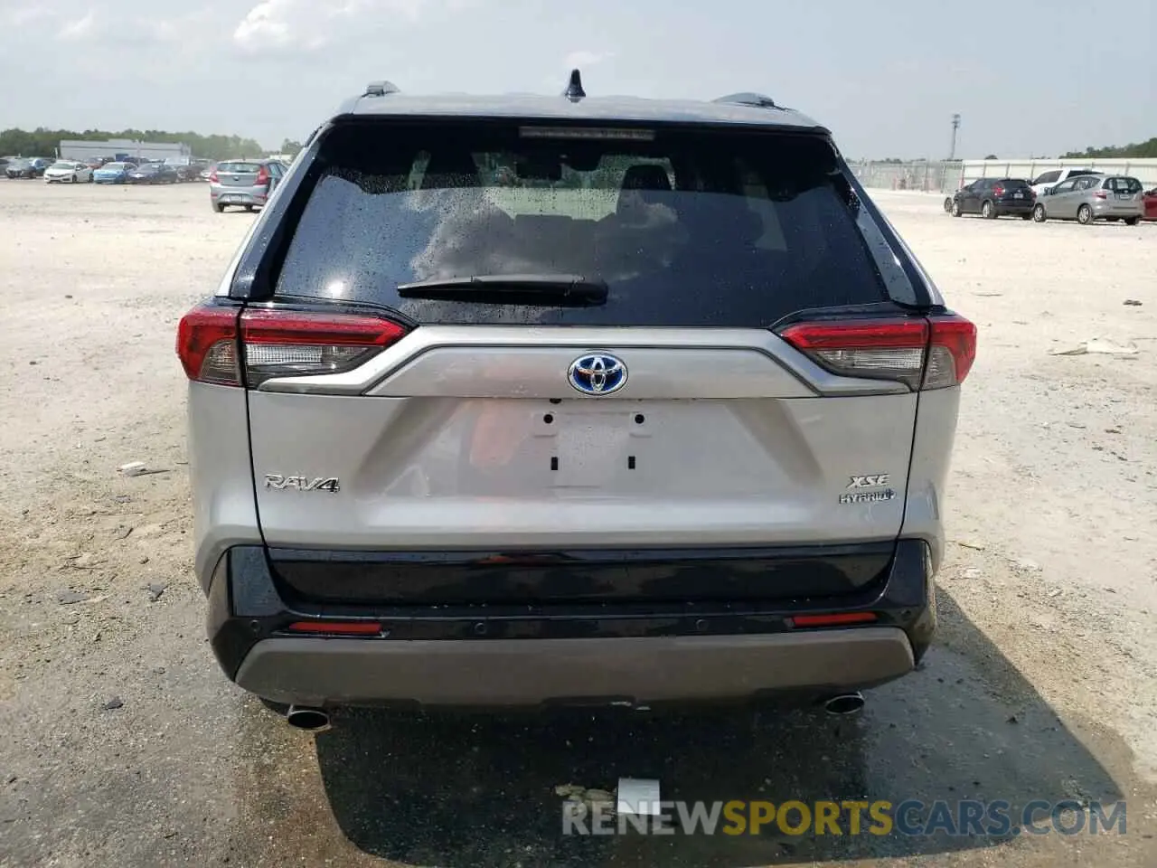 6 Photograph of a damaged car 2T3EWRFV8KW012147 TOYOTA RAV4 2019