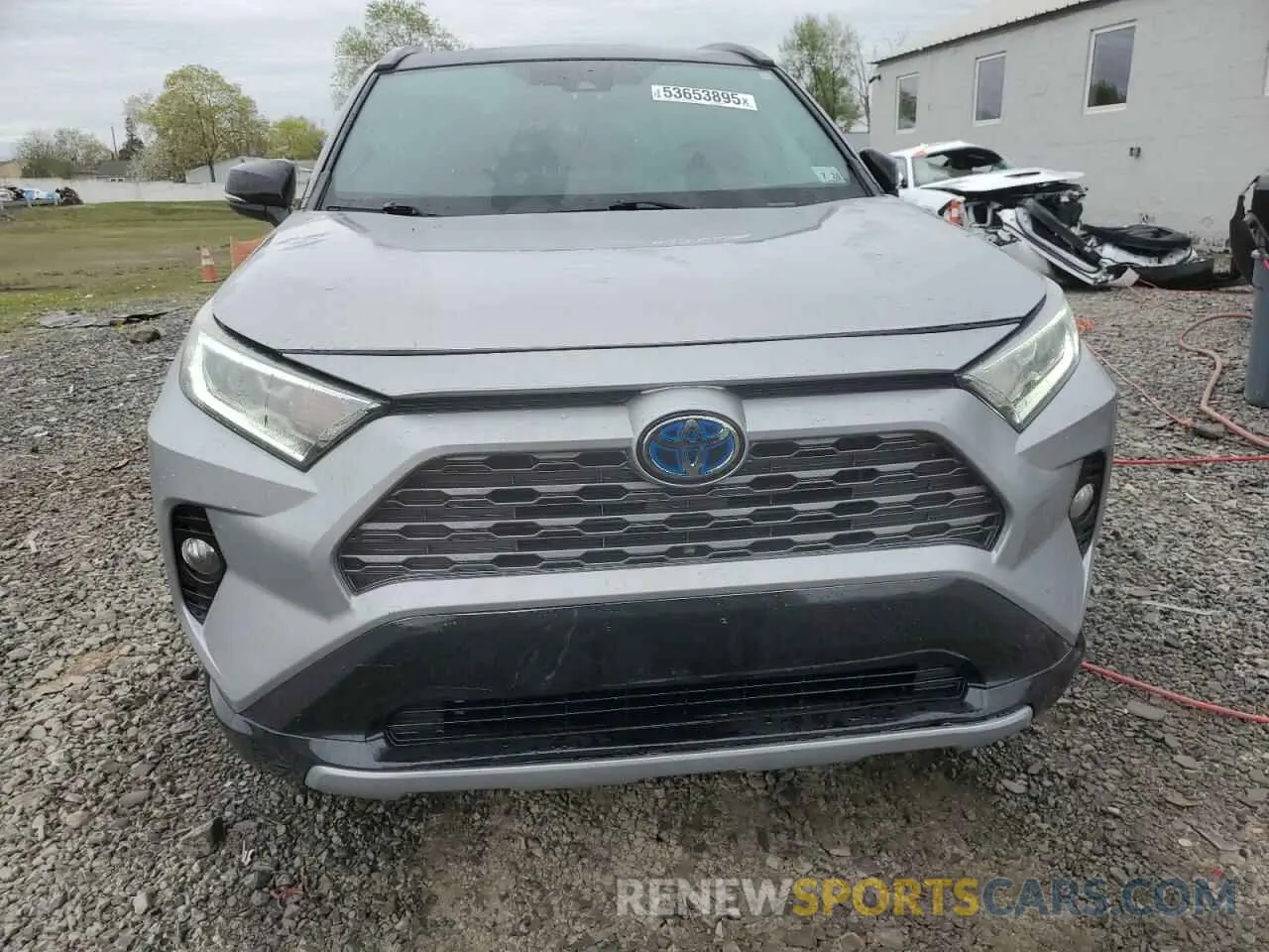 5 Photograph of a damaged car 2T3EWRFV8KW025609 TOYOTA RAV4 2019