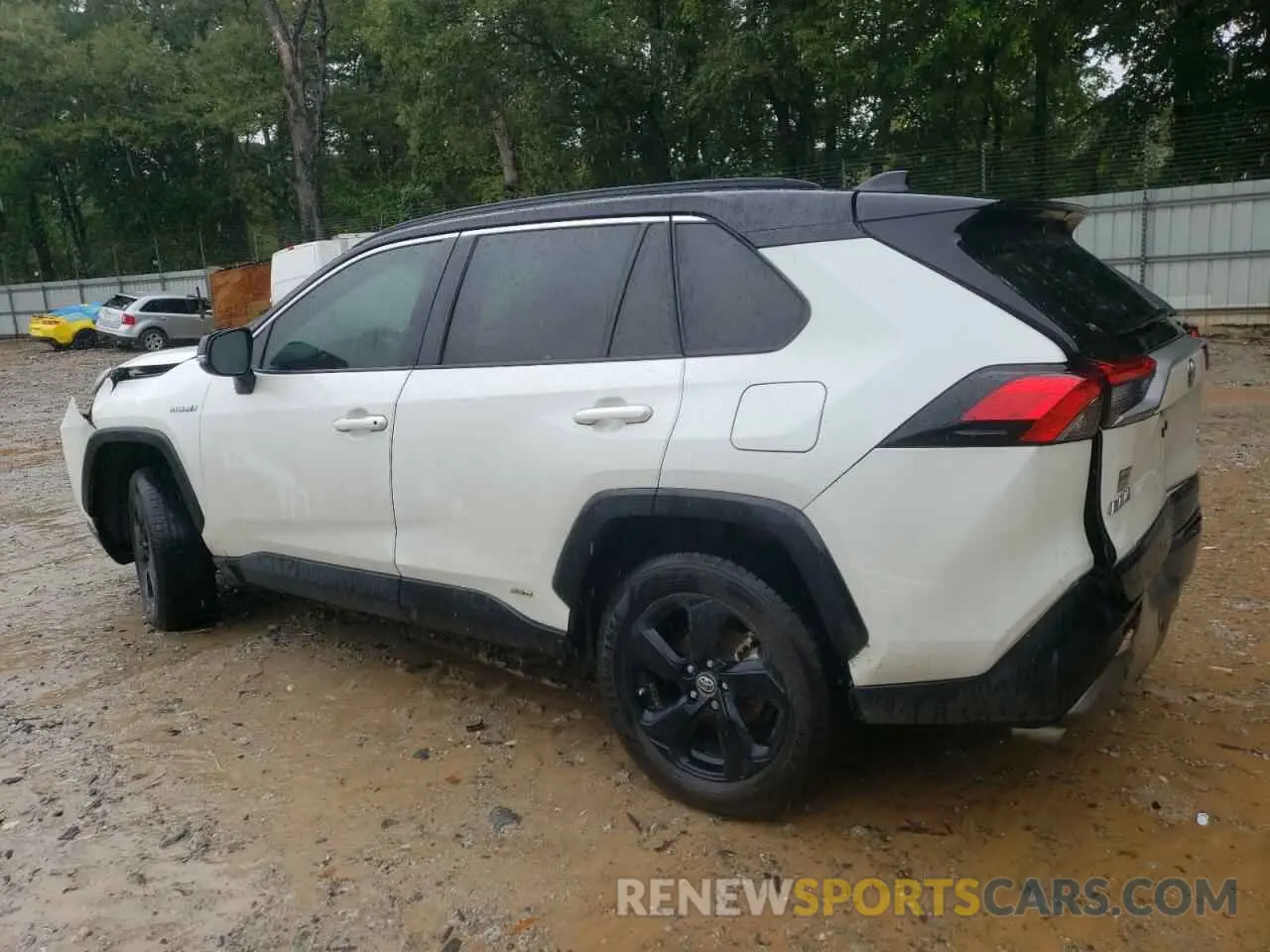 2 Photograph of a damaged car 2T3EWRFV8KW031409 TOYOTA RAV4 2019
