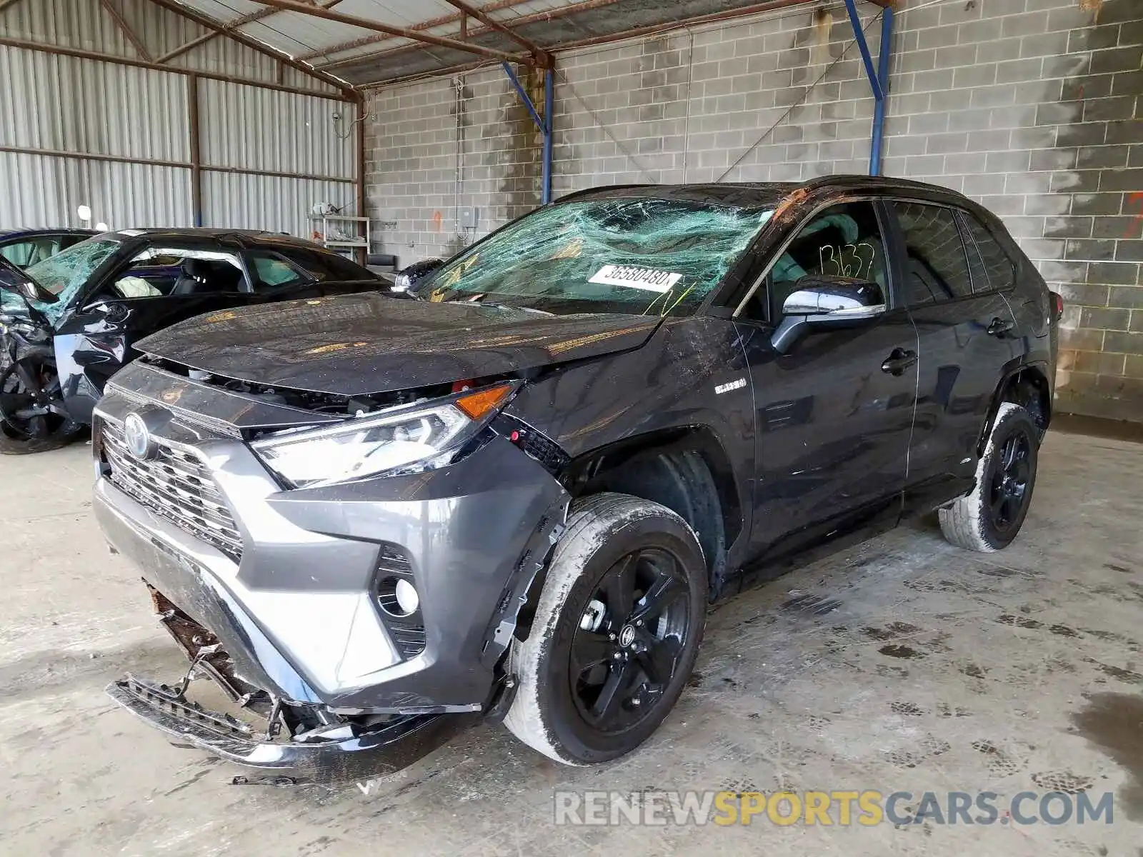 2 Photograph of a damaged car 2T3EWRFV9KW015459 TOYOTA RAV4 2019