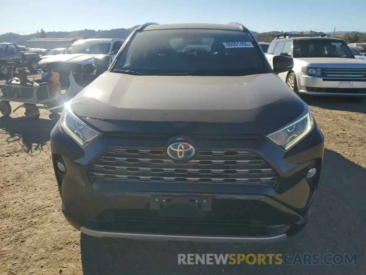 5 Photograph of a damaged car 2T3EWRFV9KW036974 TOYOTA RAV4 2019