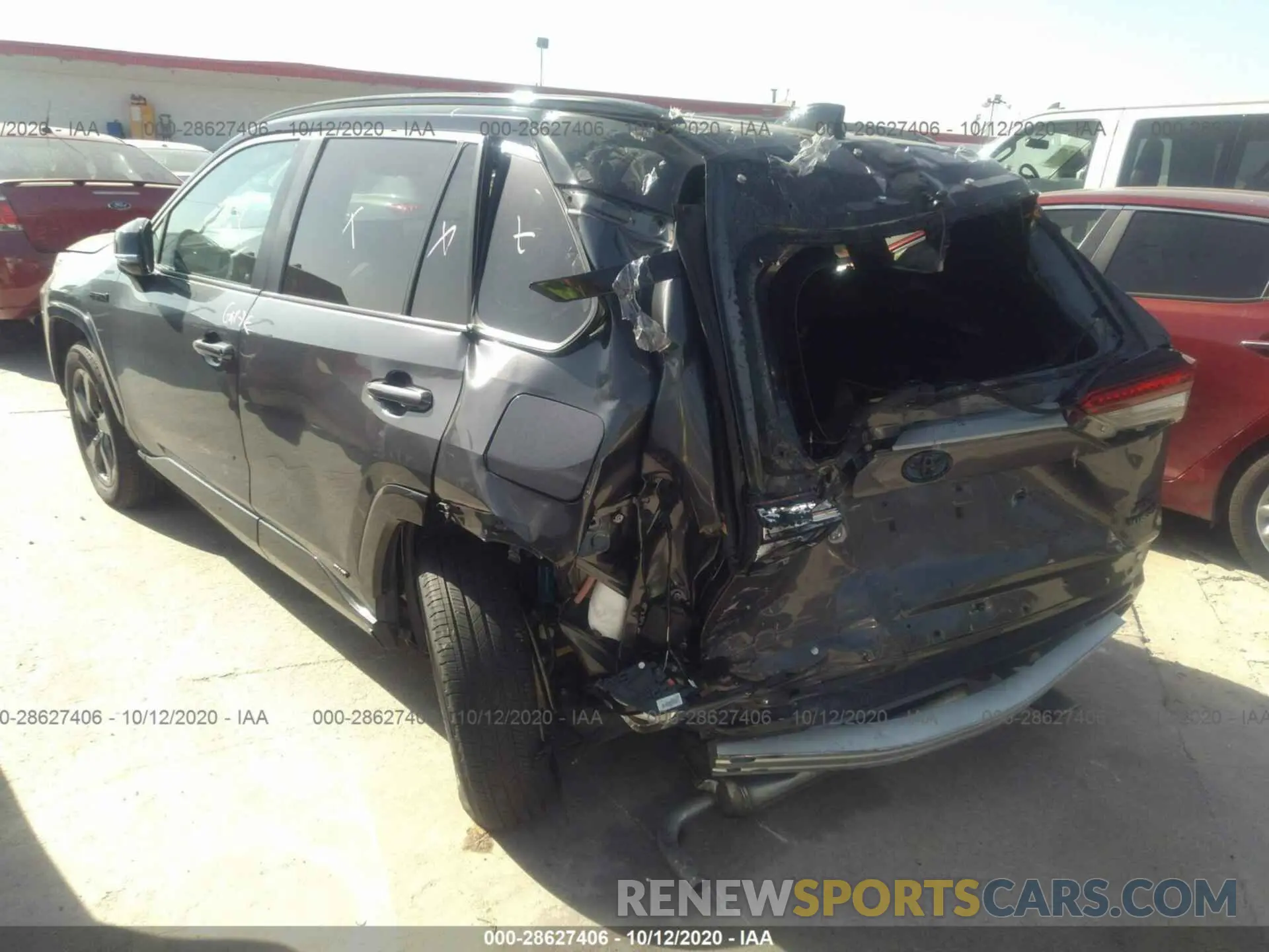 3 Photograph of a damaged car 2T3EWRFV9KW037249 TOYOTA RAV4 2019