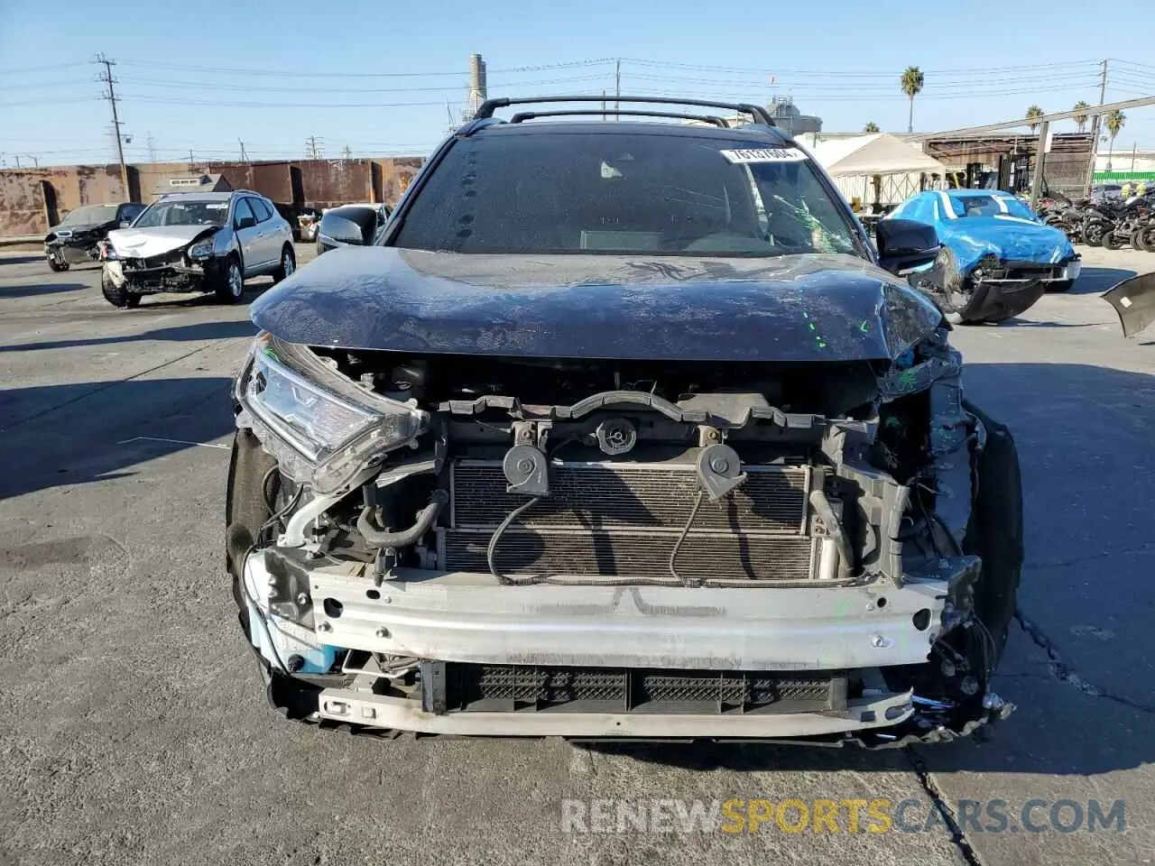 5 Photograph of a damaged car 2T3EWRFVXKW036594 TOYOTA RAV4 2019