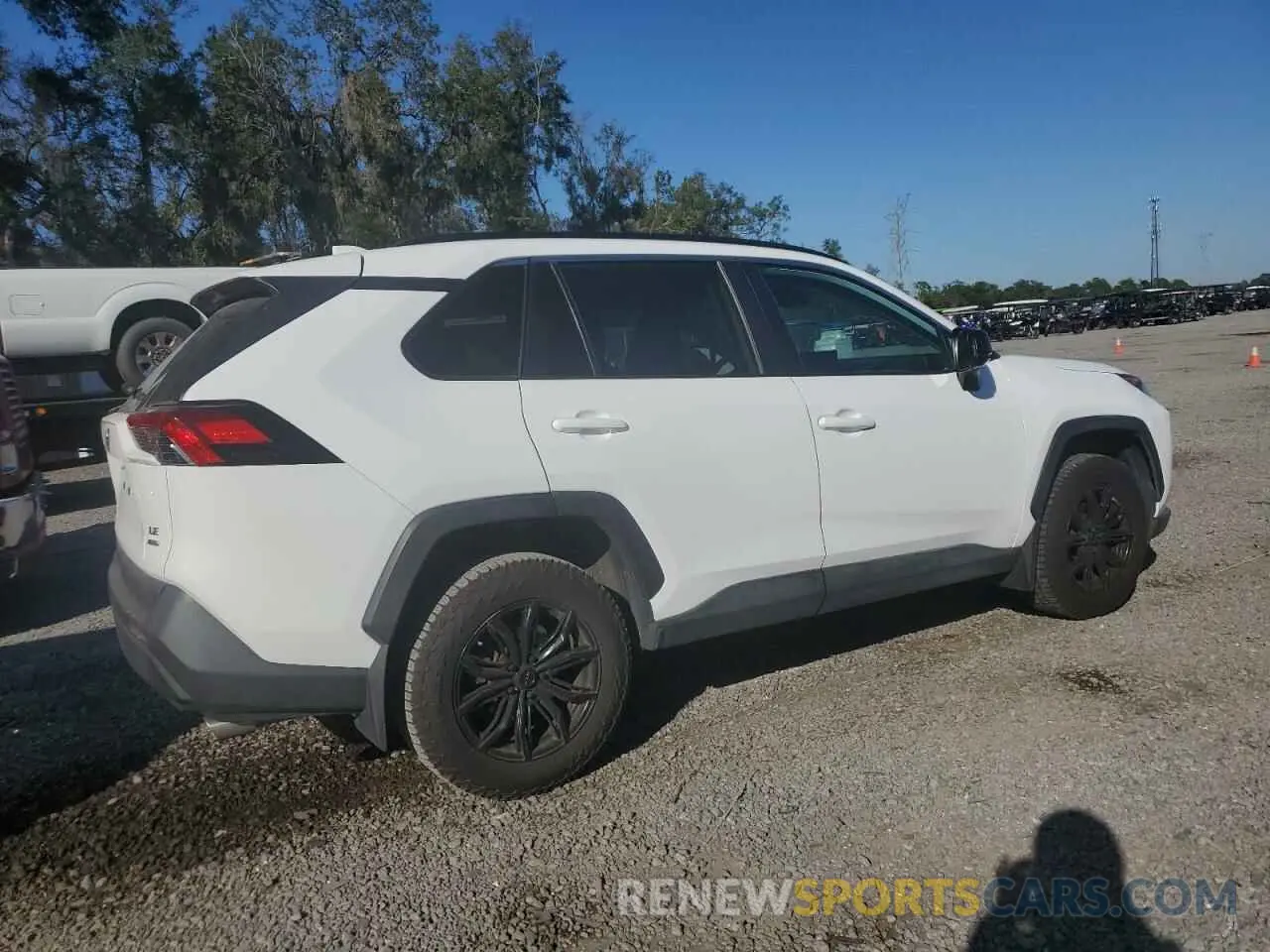 3 Photograph of a damaged car 2T3F1RFV0KC021462 TOYOTA RAV4 2019