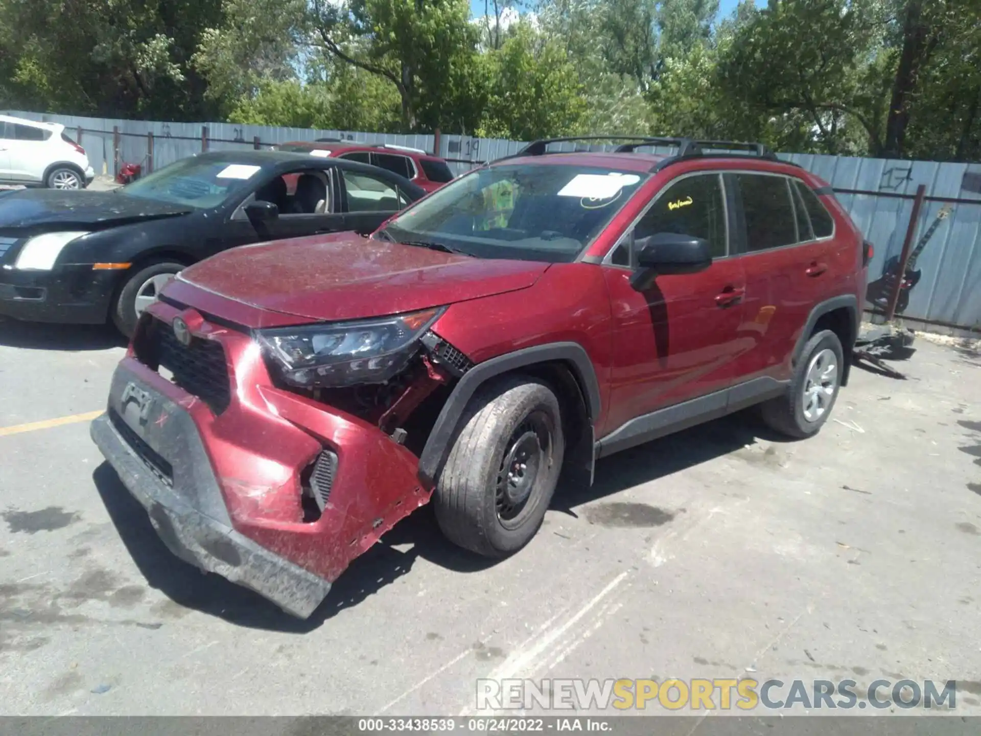 2 Photograph of a damaged car 2T3F1RFV0KW004627 TOYOTA RAV4 2019