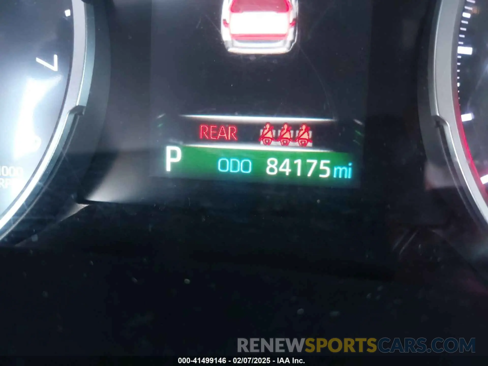 16 Photograph of a damaged car 2T3F1RFV0KW019791 TOYOTA RAV4 2019