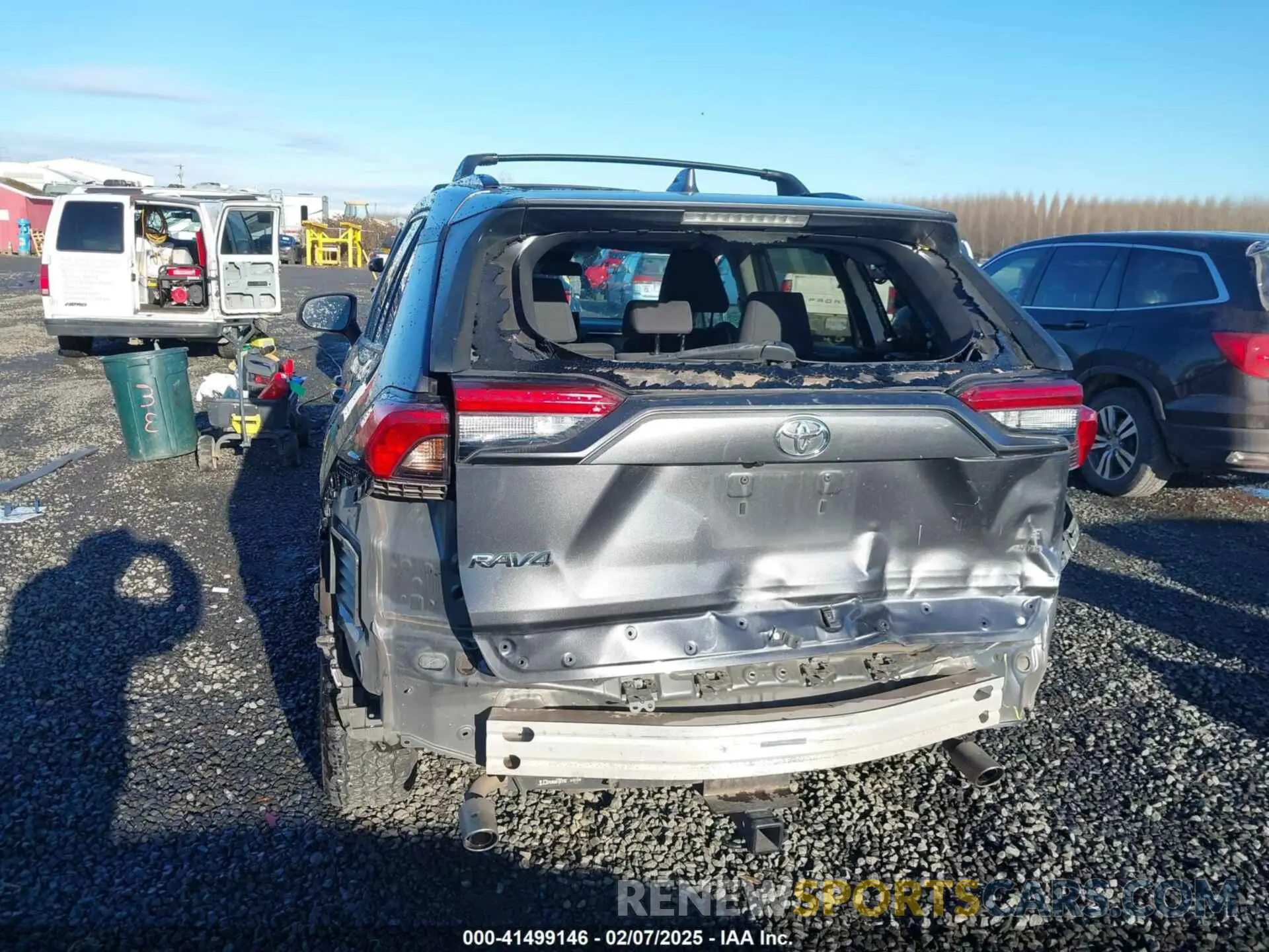 17 Photograph of a damaged car 2T3F1RFV0KW019791 TOYOTA RAV4 2019