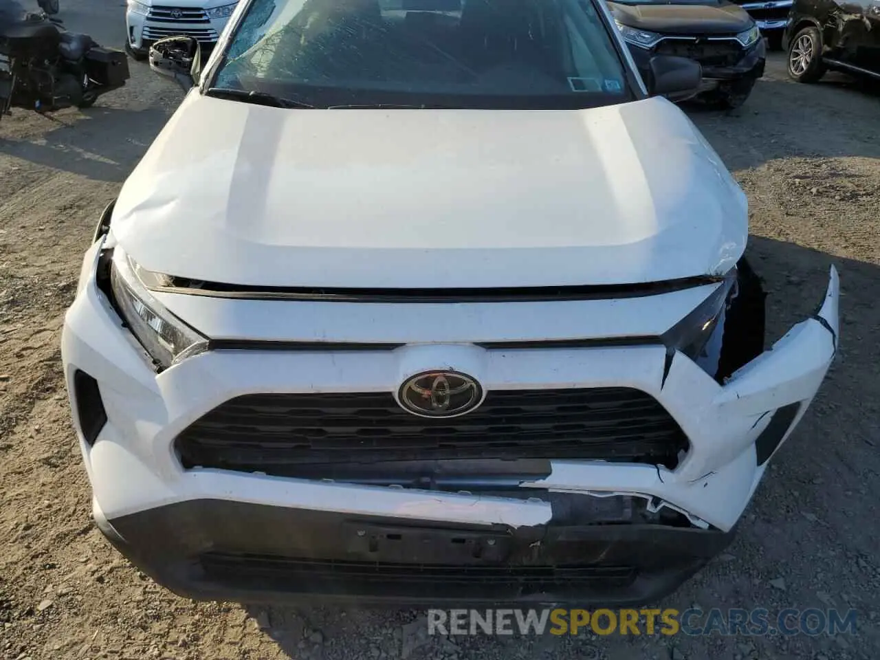 12 Photograph of a damaged car 2T3F1RFV0KW020813 TOYOTA RAV4 2019