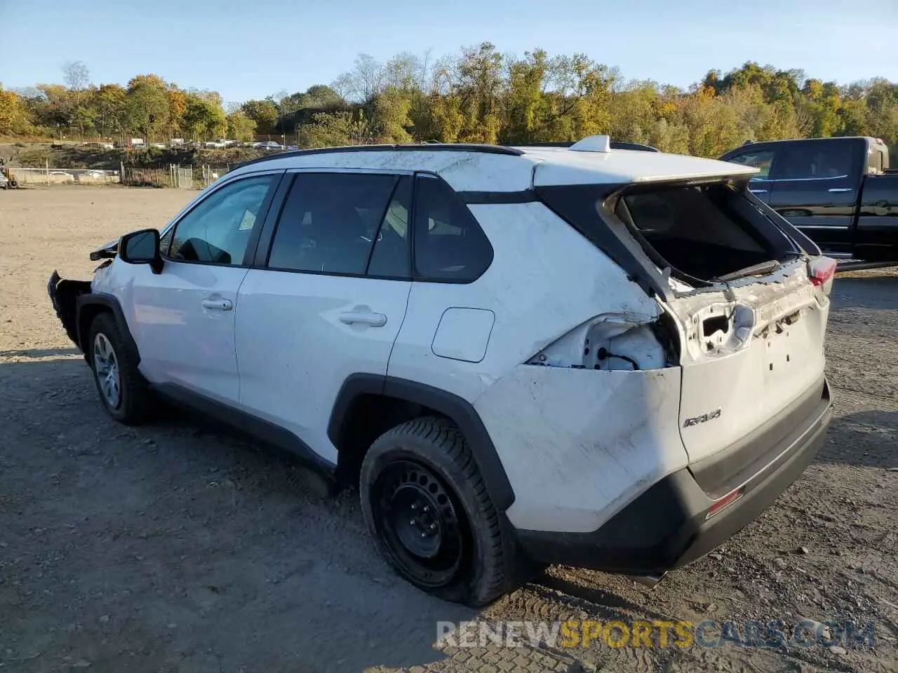 2 Photograph of a damaged car 2T3F1RFV0KW020813 TOYOTA RAV4 2019