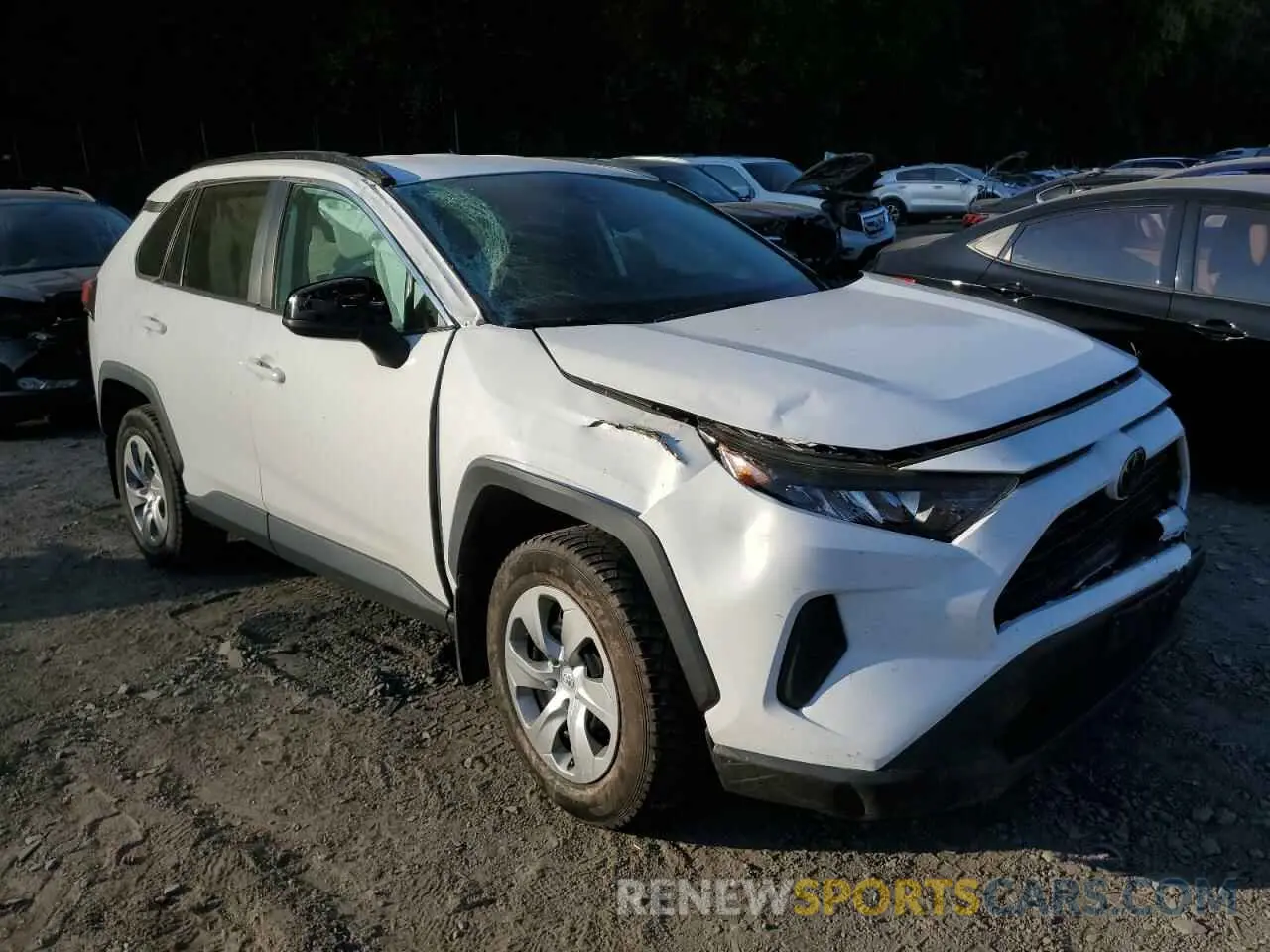 4 Photograph of a damaged car 2T3F1RFV0KW020813 TOYOTA RAV4 2019