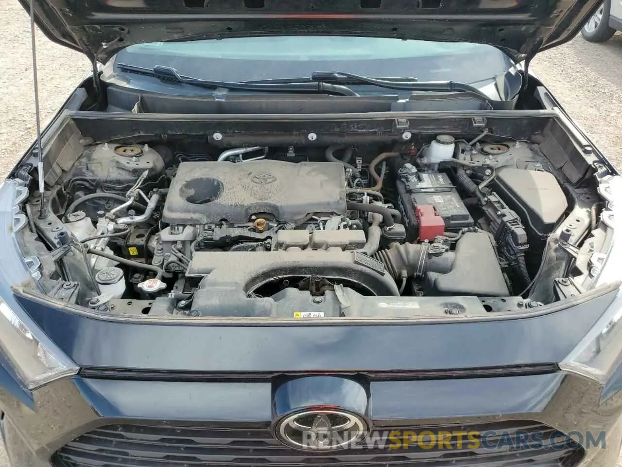 11 Photograph of a damaged car 2T3F1RFV0KW032850 TOYOTA RAV4 2019