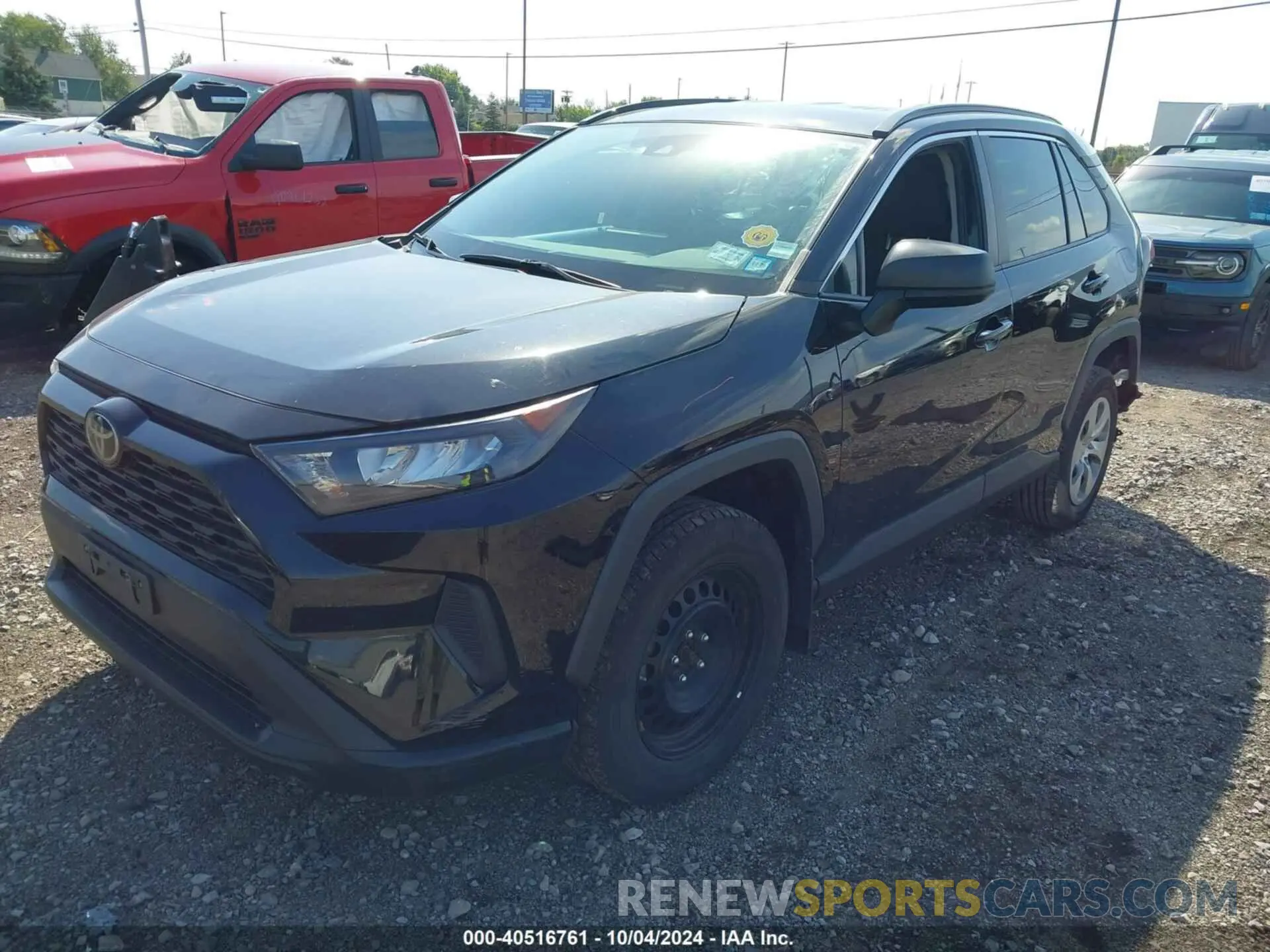 2 Photograph of a damaged car 2T3F1RFV0KW033710 TOYOTA RAV4 2019