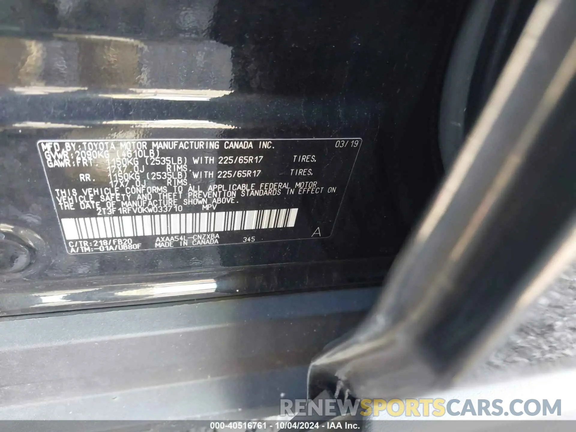 9 Photograph of a damaged car 2T3F1RFV0KW033710 TOYOTA RAV4 2019