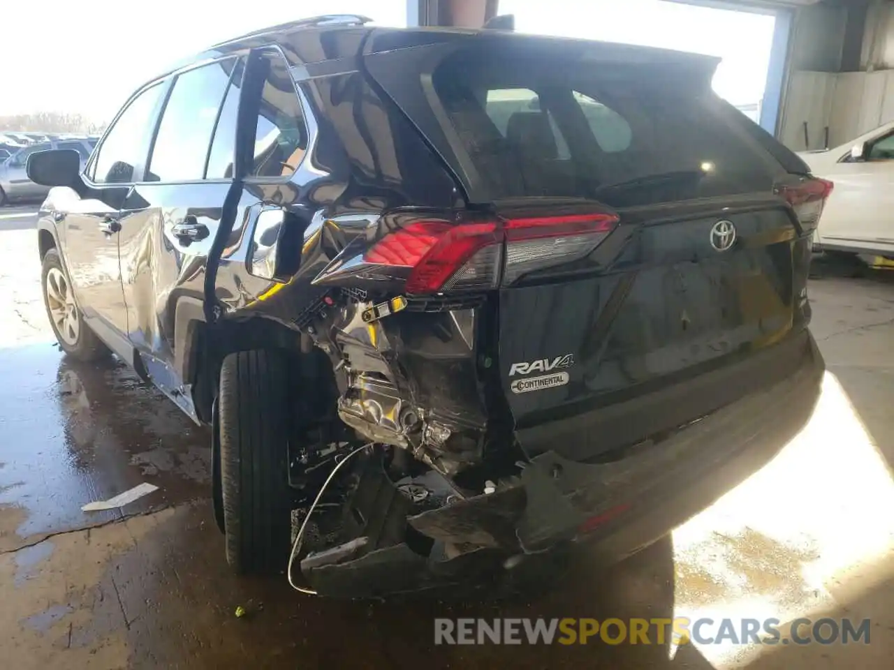 3 Photograph of a damaged car 2T3F1RFV0KW065458 TOYOTA RAV4 2019