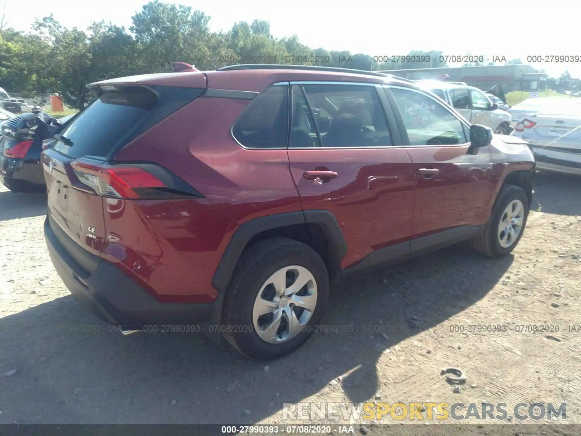 4 Photograph of a damaged car 2T3F1RFV1KC012012 TOYOTA RAV4 2019