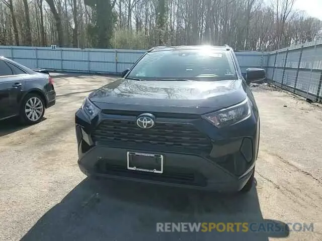 11 Photograph of a damaged car 2T3F1RFV1KC030087 TOYOTA RAV4 2019