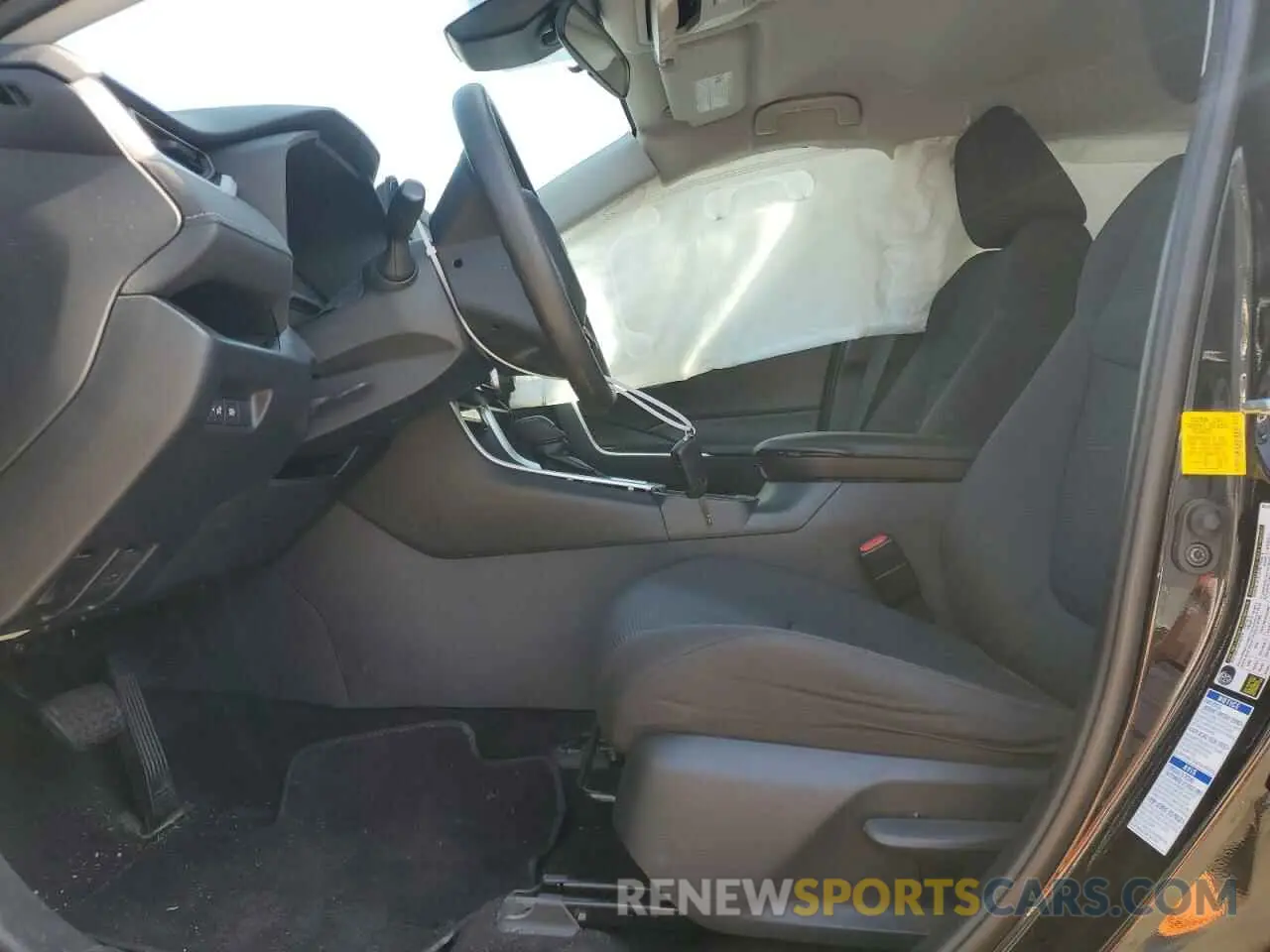 7 Photograph of a damaged car 2T3F1RFV1KC030087 TOYOTA RAV4 2019