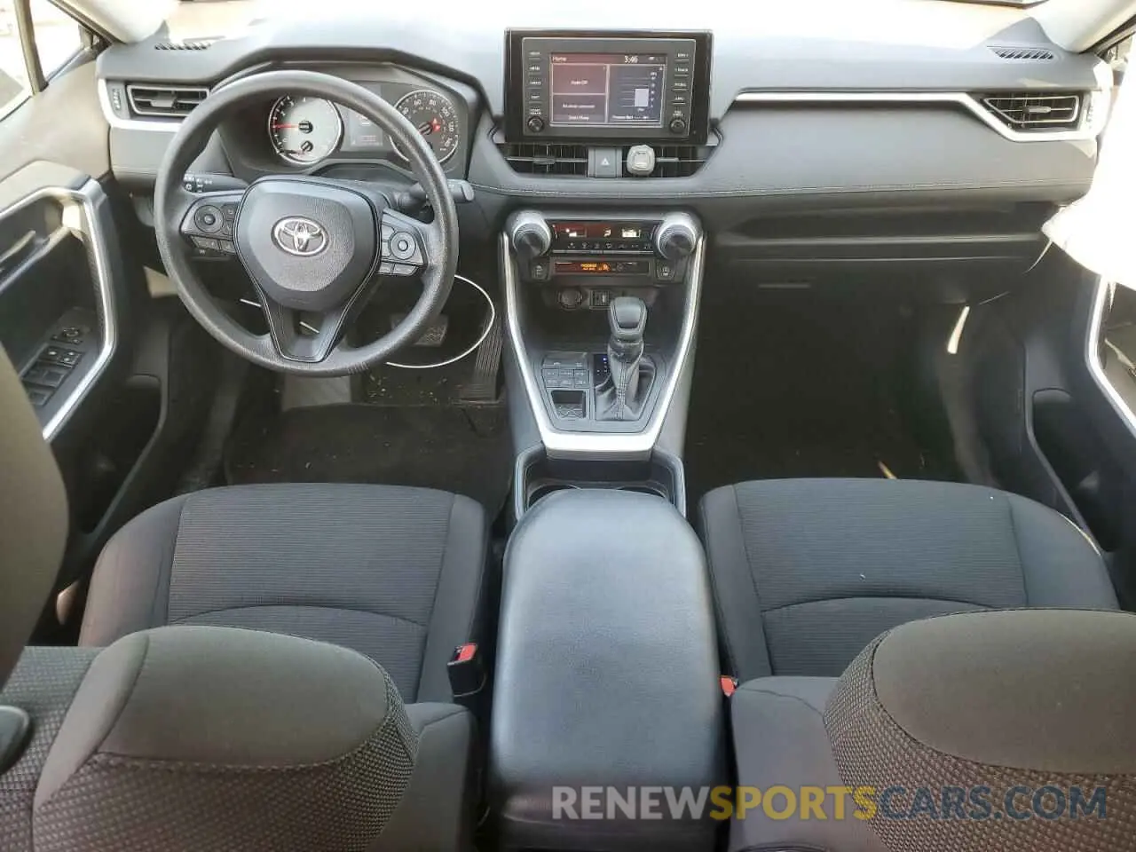 8 Photograph of a damaged car 2T3F1RFV1KC030087 TOYOTA RAV4 2019