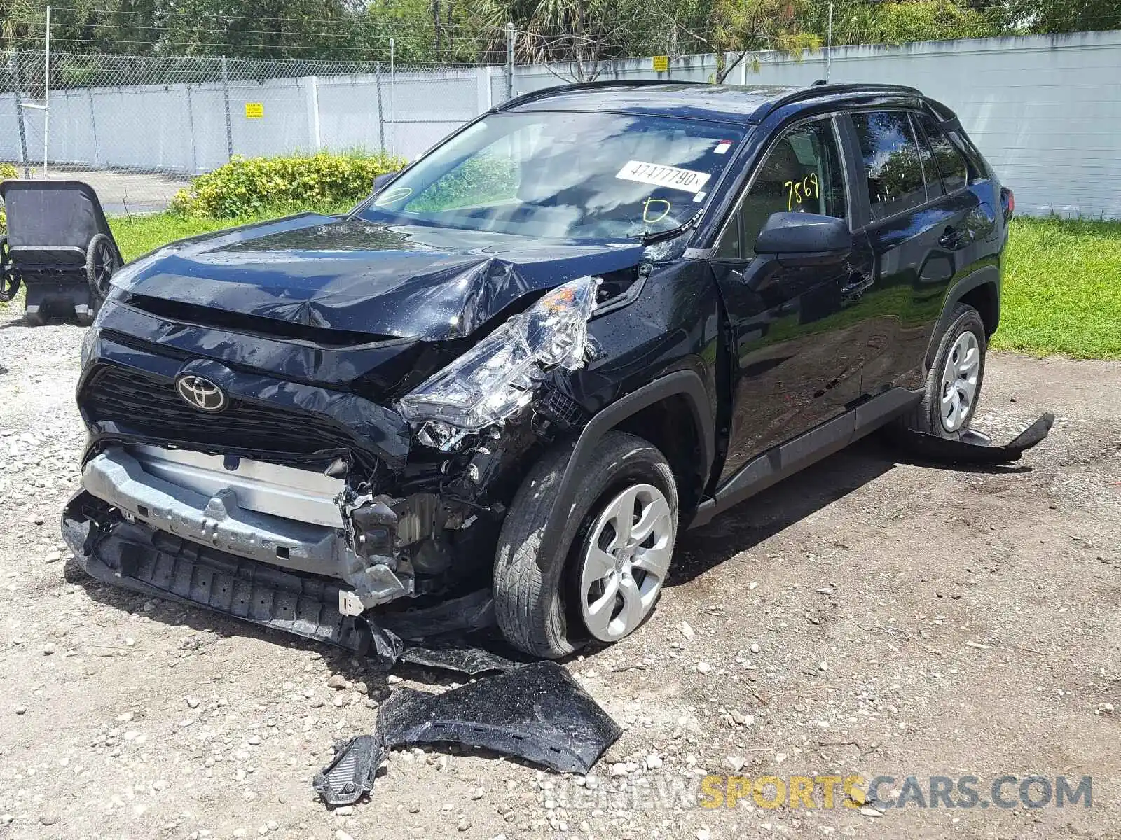 2 Photograph of a damaged car 2T3F1RFV1KC048167 TOYOTA RAV4 2019