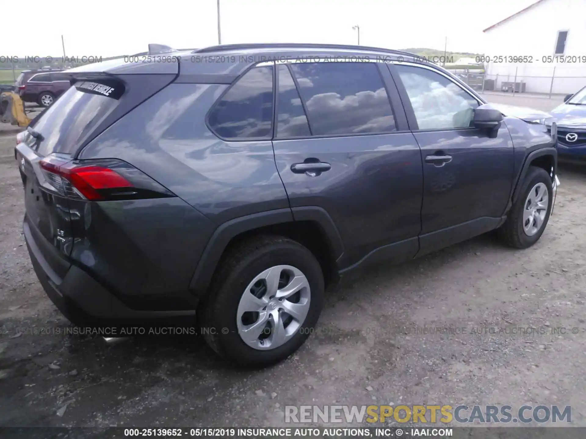 4 Photograph of a damaged car 2T3F1RFV1KW025454 TOYOTA RAV4 2019