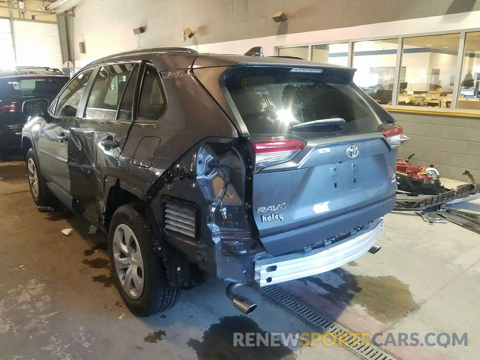 3 Photograph of a damaged car 2T3F1RFV1KW042108 TOYOTA RAV4 2019