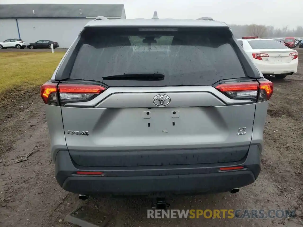 6 Photograph of a damaged car 2T3F1RFV1KW051195 TOYOTA RAV4 2019