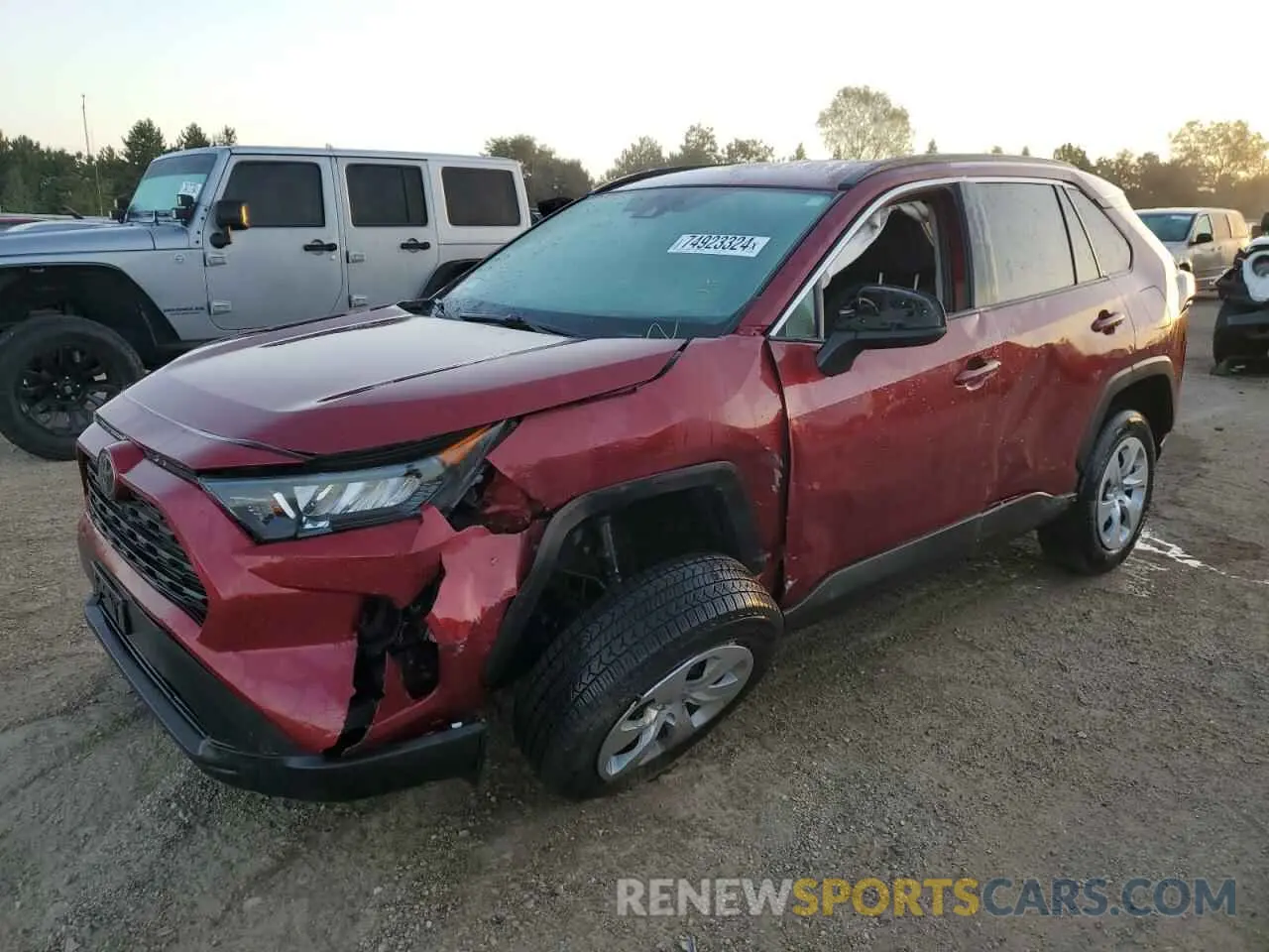 1 Photograph of a damaged car 2T3F1RFV1KW078008 TOYOTA RAV4 2019