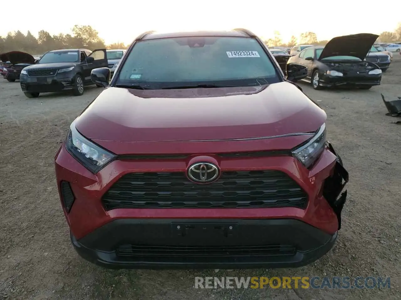5 Photograph of a damaged car 2T3F1RFV1KW078008 TOYOTA RAV4 2019