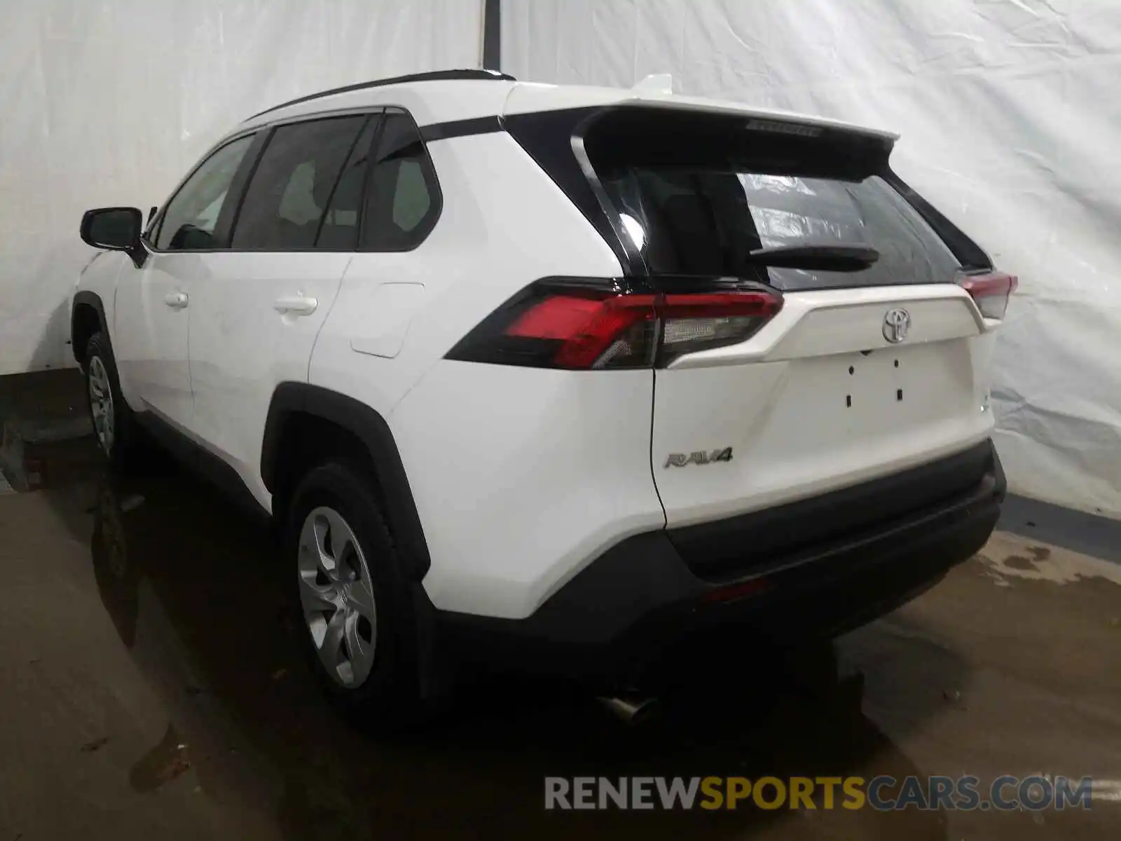 3 Photograph of a damaged car 2T3F1RFV2KC060635 TOYOTA RAV4 2019