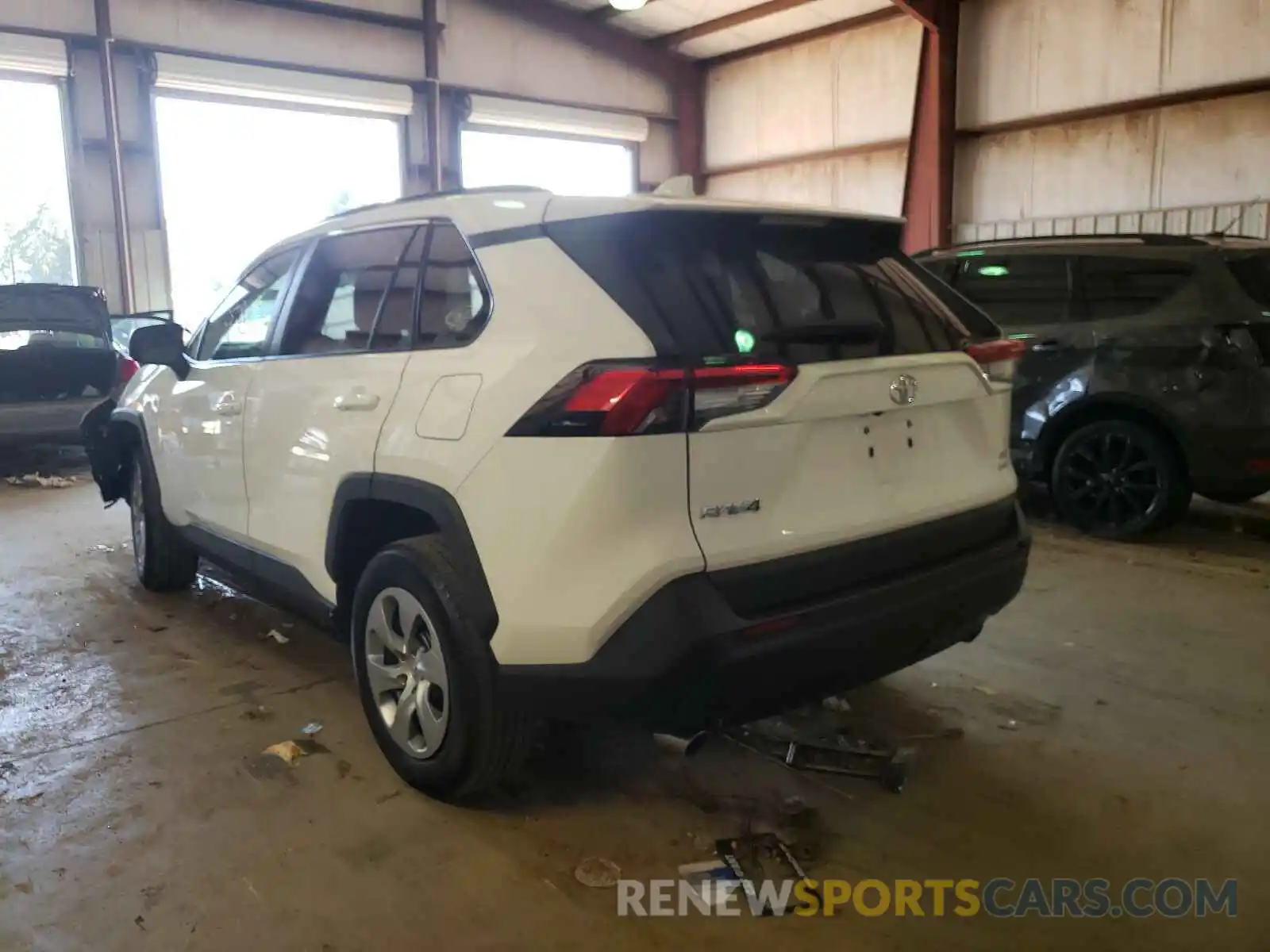 3 Photograph of a damaged car 2T3F1RFV2KW017802 TOYOTA RAV4 2019