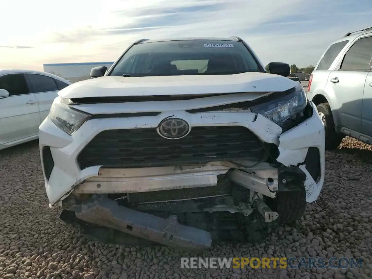 5 Photograph of a damaged car 2T3F1RFV2KW022143 TOYOTA RAV4 2019