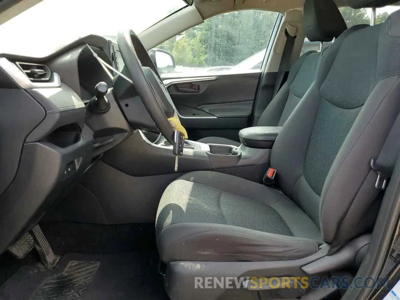 7 Photograph of a damaged car 2T3F1RFV2KW025818 TOYOTA RAV4 2019