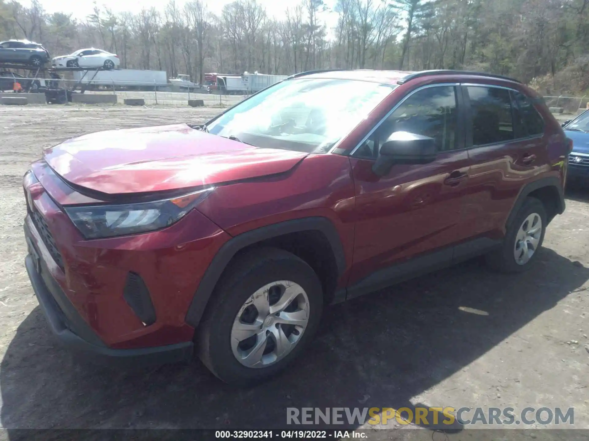 2 Photograph of a damaged car 2T3F1RFV2KW028105 TOYOTA RAV4 2019